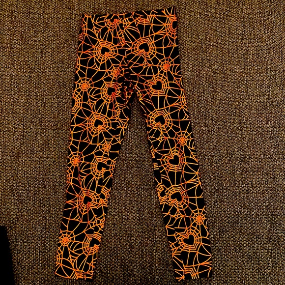 Girl’s Halloween Pajamas Set Size 7/8. - Picture 4 of 5